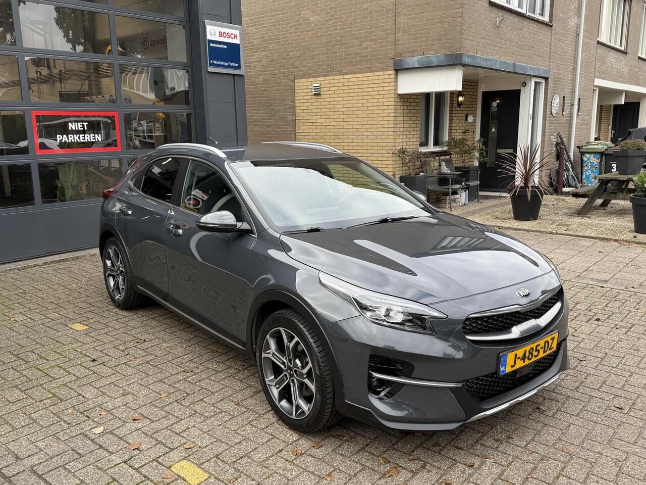 KIA Xceed 1.0 T-GDi DynamicPlusLine / TREKHAAK/ 1STE EIG/ CARPLAY/FULL LED/ CAMERA / LMV/ CLIMA/ KEYLESS