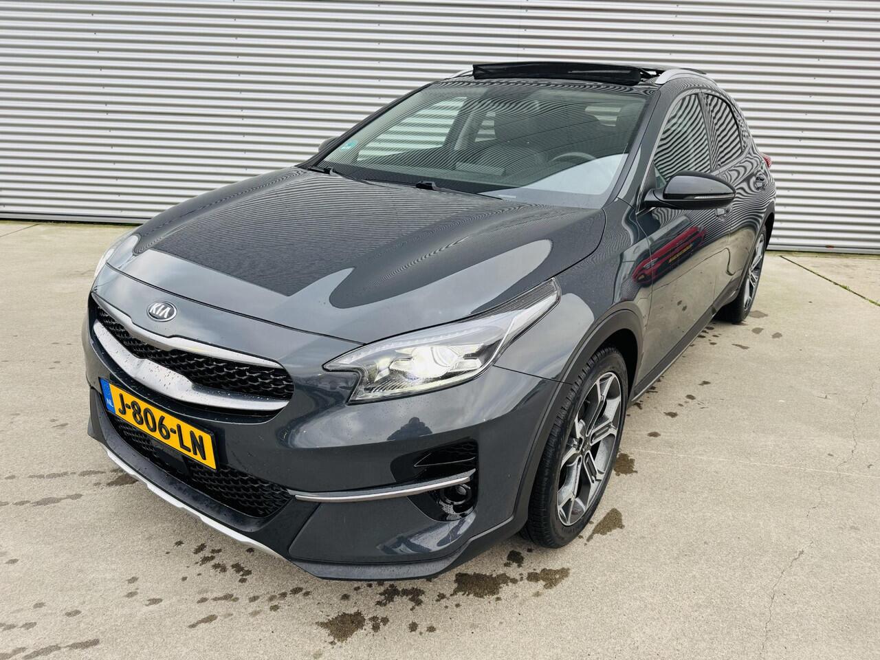 KIA Xceed 1.0 T-GDi ExecutiveLine Trekhaak NL-dealerauto |Panoramadak | Keyless | Stoel&Stuurverw.| Stoelkoeling | Memoryseat | Clima | Cruise | Navi | Camera