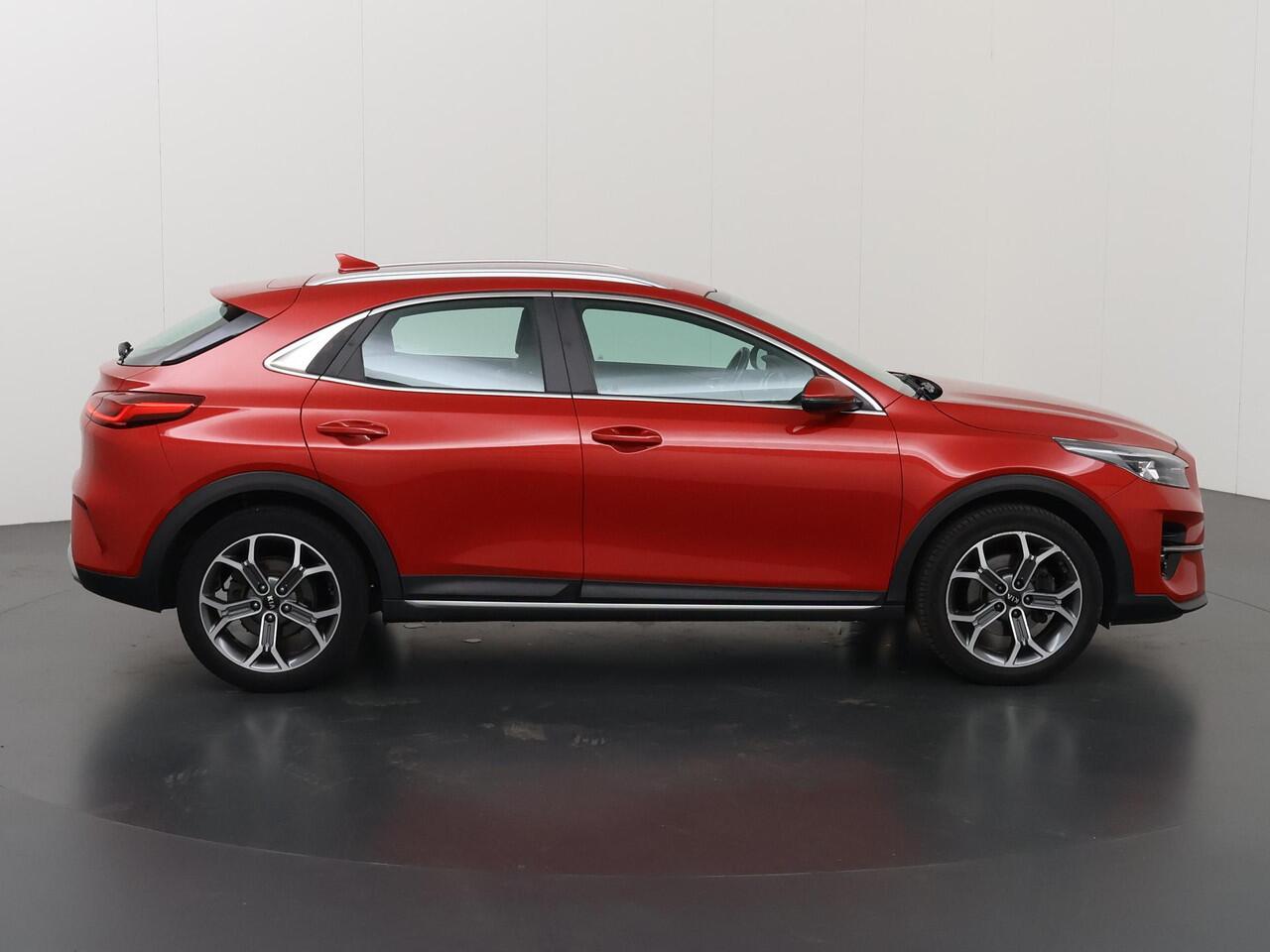 KIA Xceed 1.0 T-GDi DynamicLine | Navigatie | Parkeercamera | Climate Control | Cruise Control |