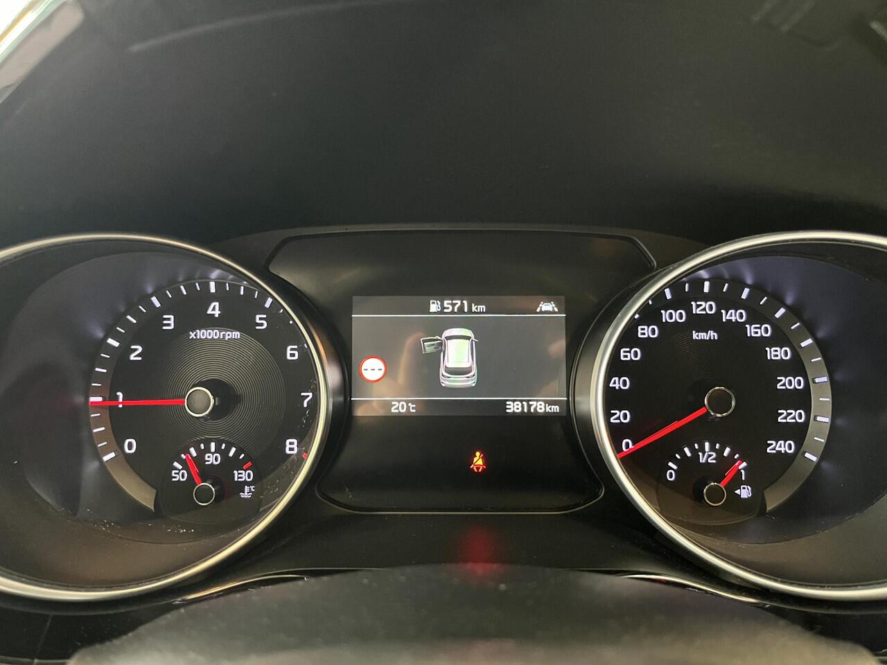 KIA Xceed 1.0 T-GDi DynamicLine Kia XCeed 1.0 T-GDi ExecutiveLine Stoel en Stuurverwarming, Apple Carplay, Android Auto, Cruisecontrol, Klimaat Controle, Lichtmetalen Velgen