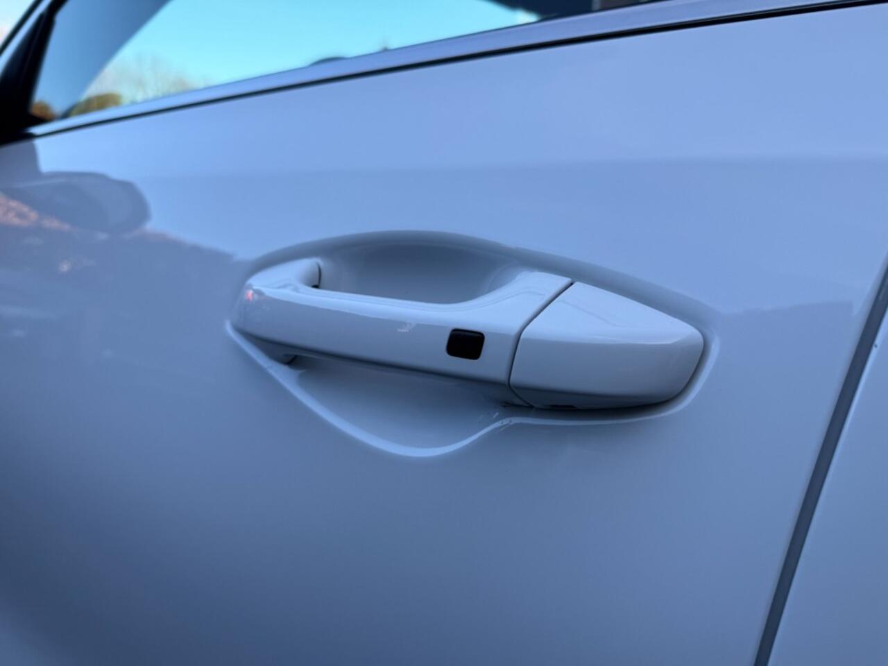 KIA Xceed 1.6 GDI PHEV Executive,Full Options!,Schuifdak,Stoelkoel/verw,Memory,Leer,LED,