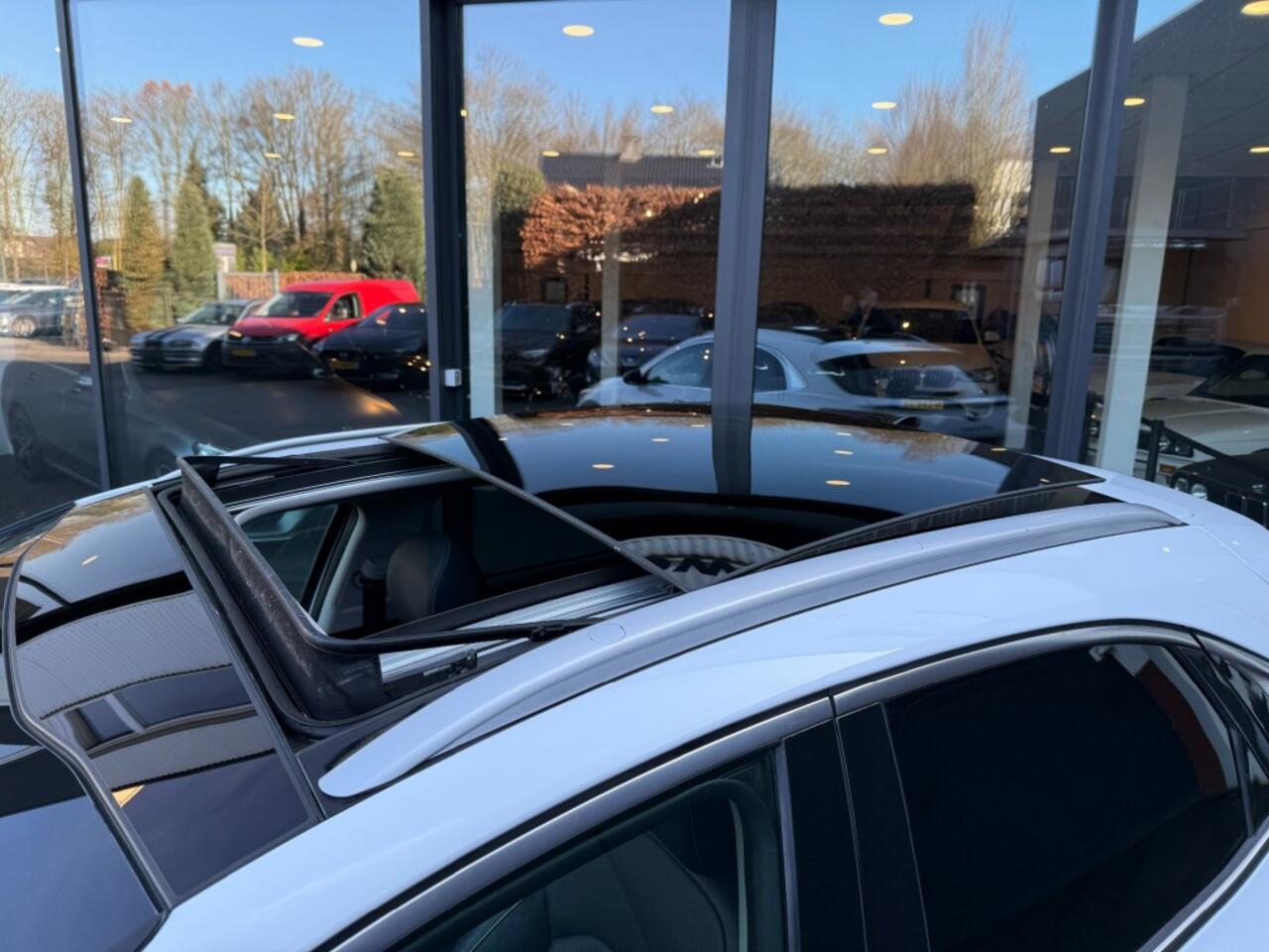 KIA Xceed 1.6 GDI PHEV Executive,Full Options!,Schuifdak,Stoelkoel/verw,Memory,Leer,LED,