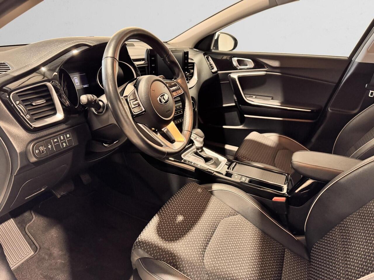 KIA Xceed 1.6 GDi PHEV DynamicLine , stoel / stuurverwarming, Camera achter