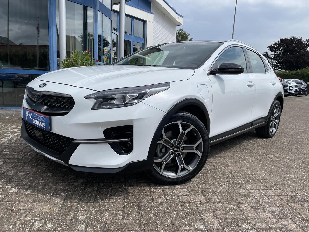 KIA Xceed 1.6 GDi PHEV DynamicPlusLine | 10 jaar garantie, Trekhaak, Schuifdak, Dealer onderhouden, 1e eigenaar, Parkeersensoren V+A, 18 inch velgen!