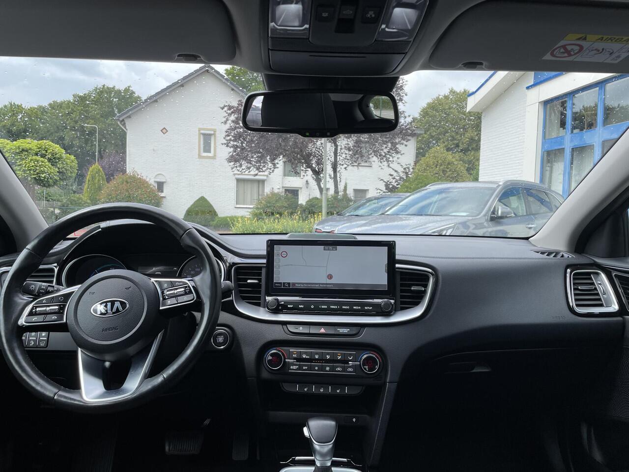 KIA Xceed 1.6 GDi PHEV DynamicPlusLine | 10 jaar garantie, Trekhaak, Schuifdak, Dealer onderhouden, 1e eigenaar, Parkeersensoren V+A, 18 inch velgen!