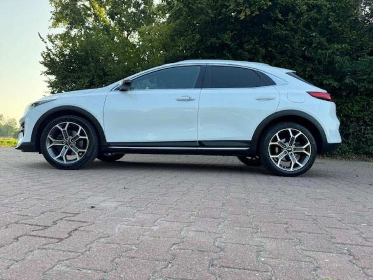 KIA Xceed 1.5 T-GDi MHEV DYNAMIC PLUS LINE/PANO/ACARPLAY/HLEER/LED/FABRIEKSGARANTIE