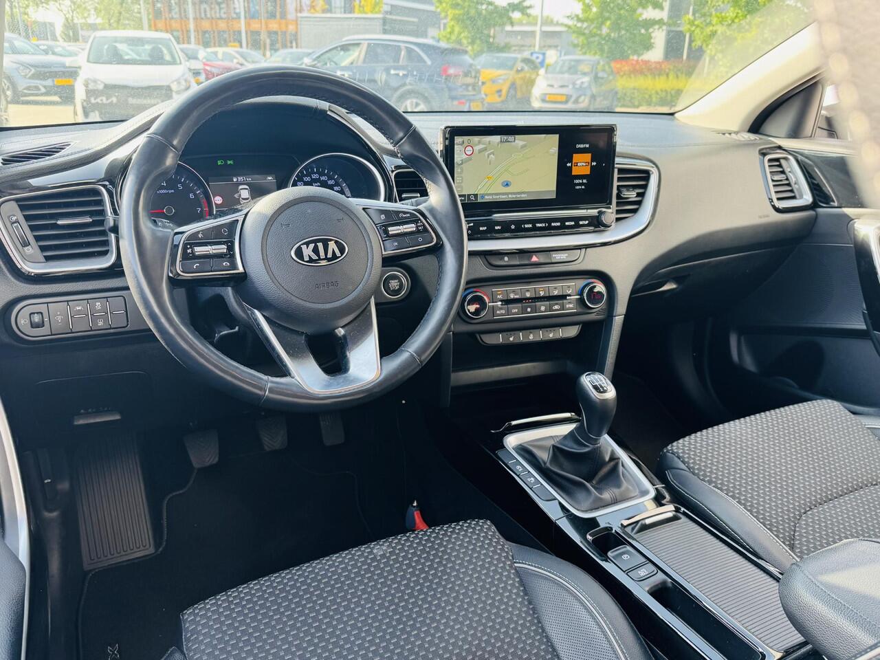 KIA Xceed 1.0 T-GDi DynamicPlusLine Trekhaak | 18inch | Keyless | Privacyglass | NW geleverd & onderhouden