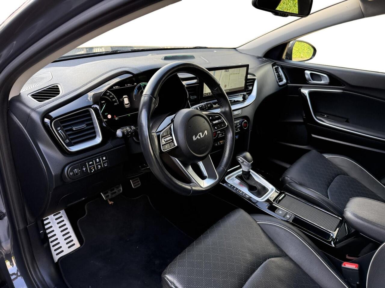 KIA Xceed 1.6 GDi PHEV ExecutiveLine , Leer, electr. stoel, blind spot e.v.a.