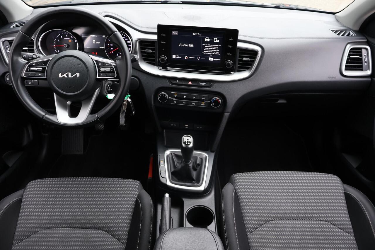 KIA Xceed 1.0 T-GDi ComfortLine 1e Eigenaar | NL-Auto | Volledig Onderh | BTW | Trekhaak | Camera | Carplay | Full Led | DAB | Start/Stop | Cruise | Bots Systeem | Hill-Hold | Lane Assist