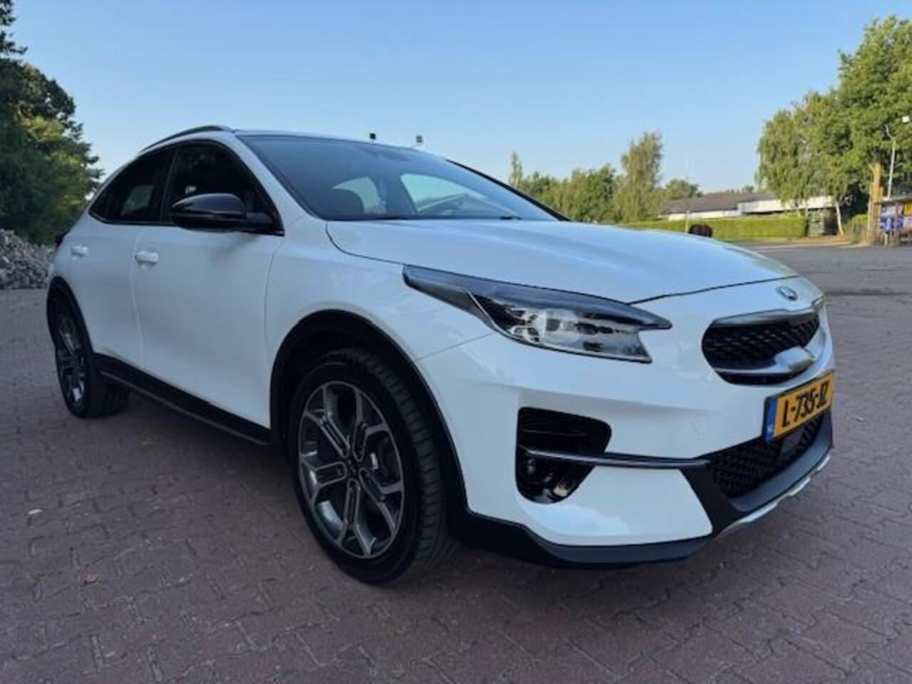 KIA Xceed 1.5T-GDi MHEV DYNAMIC PLUS LINE/PANO/ACARPLAY/HLEER/LED/FABRIEKSGARANTIE
