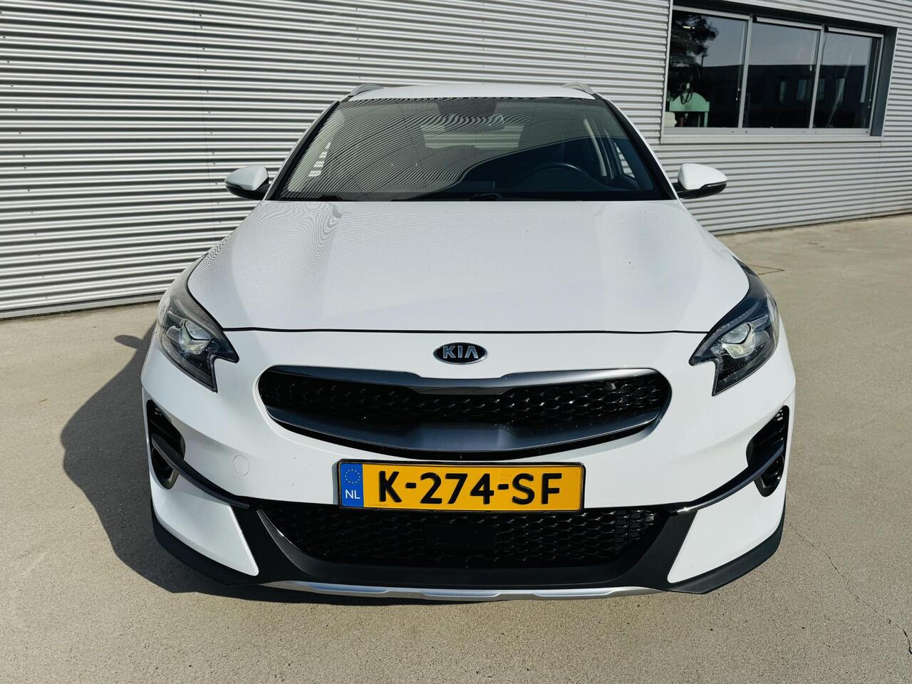KIA Xceed 1.0 T-GDi DynamicPlusLine Trekhaak | 18inch | Keyless | Privacyglass | NW geleverd & onderhouden