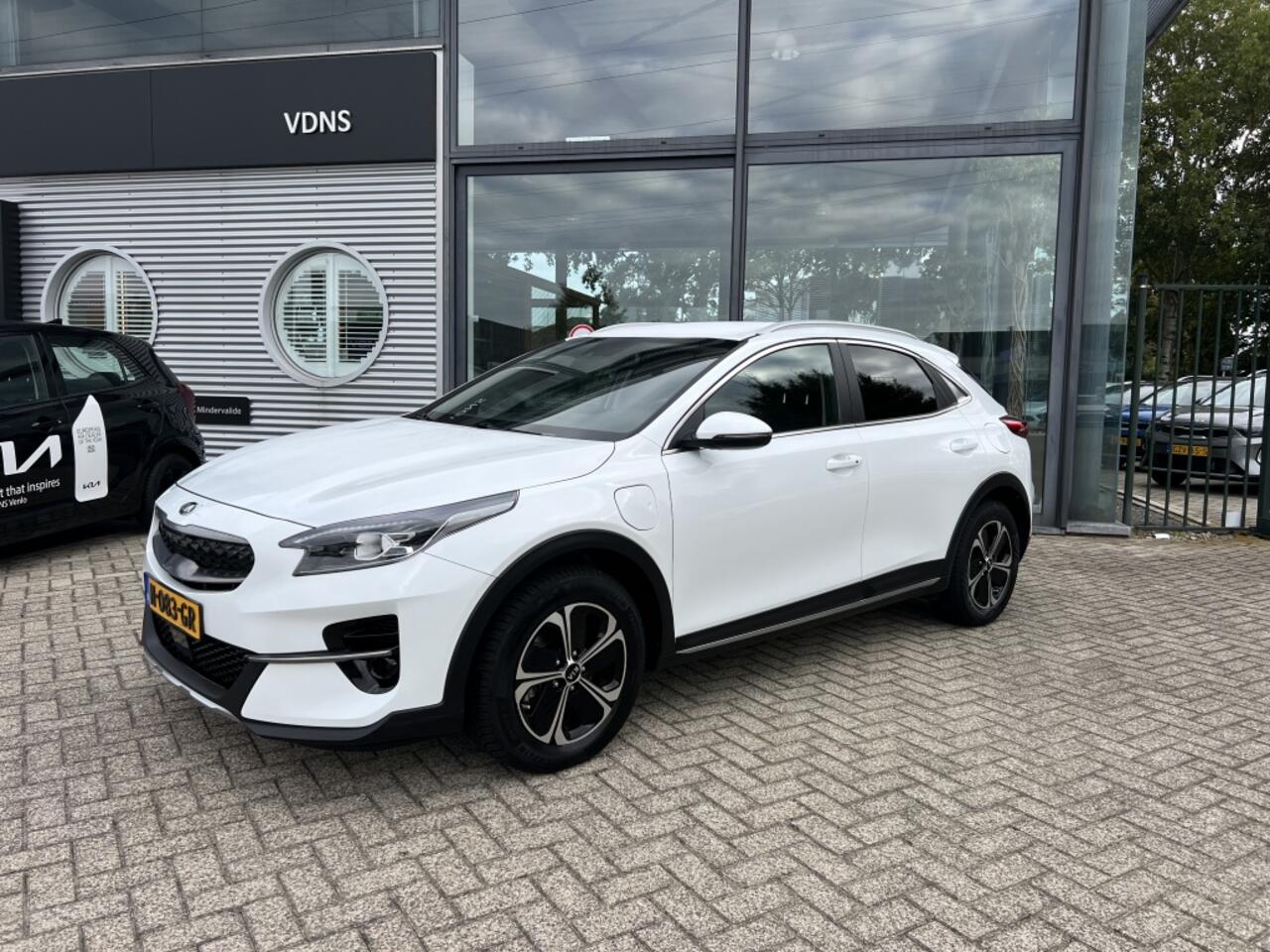 KIA Xceed 1.6 GDi PHEV DynamicPlusLine Navigatie - Stoel verwarming