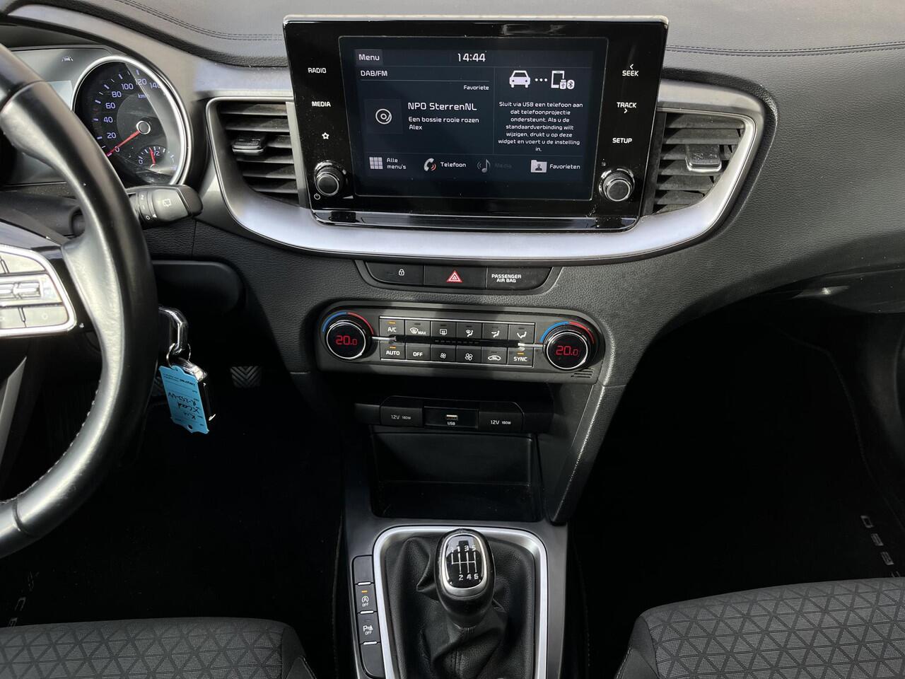 KIA Xceed 1.0 T-GDi ComfortLine | Trekhaak | Achteruitrijcamera | Apple CarPlay / Android Auto | Climate Control |