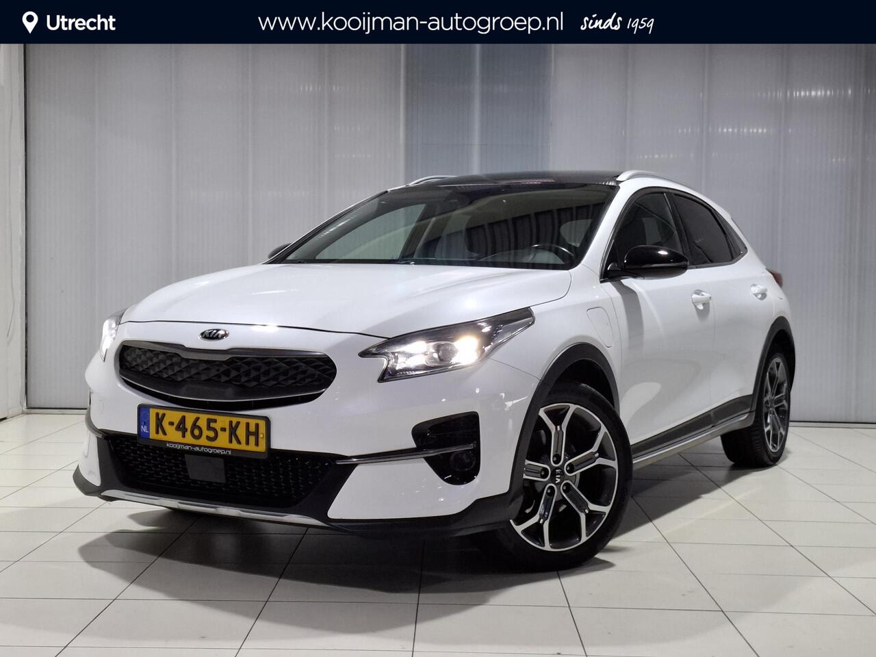 KIA Xceed 1.6 GDi PHEV ExecutiveLine Schuif kantel dak, Stoel en Stuur verwarming, Apple Carplay/Android Auto, Navigatie, Camera.