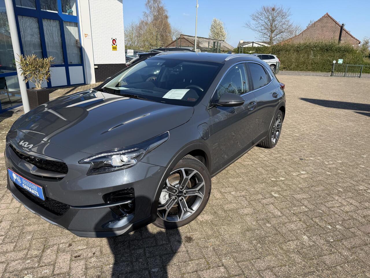 KIA Xceed 1.6 GDi PHEV ExecutiveLine | 10 jaar garantie, Stoel ventilatie, Elektr. stoel met geheugen, Digitaal Display, Lederen bekleding, 18 inch velgen, zeer luxe!