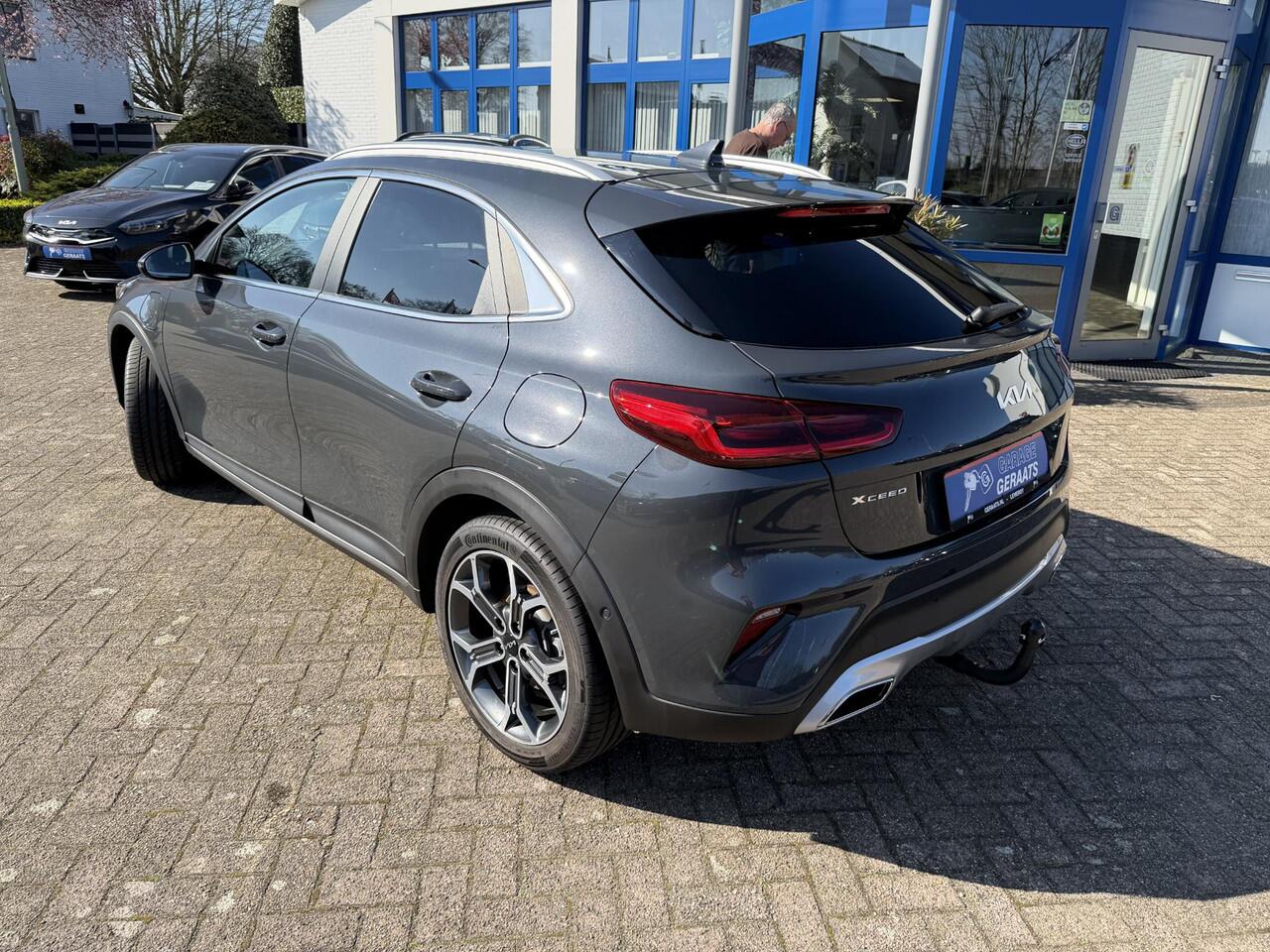 KIA Xceed 1.6 GDi PHEV ExecutiveLine | 10 jaar garantie, Stoel ventilatie, Elektr. stoel met geheugen, Digitaal Display, Lederen bekleding, 18 inch velgen, zeer luxe!