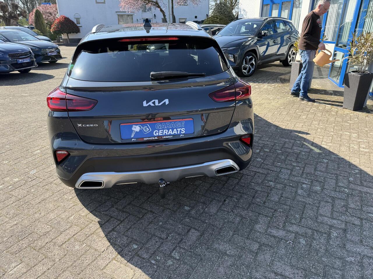 KIA Xceed 1.6 GDi PHEV ExecutiveLine | 10 jaar garantie, Stoel ventilatie, Elektr. stoel met geheugen, Digitaal Display, Lederen bekleding, 18 inch velgen, zeer luxe!