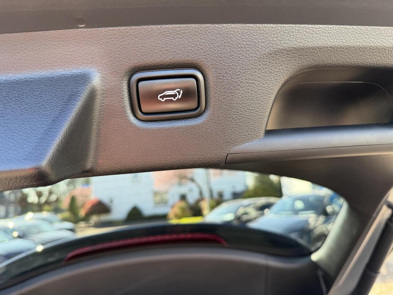 KIA Xceed 1.6 GDi PHEV ExecutiveLine | 10 jaar garantie, Stoel ventilatie, Elektr. stoel met geheugen, Digitaal Display, Lederen bekleding, 18 inch velgen, zeer luxe!