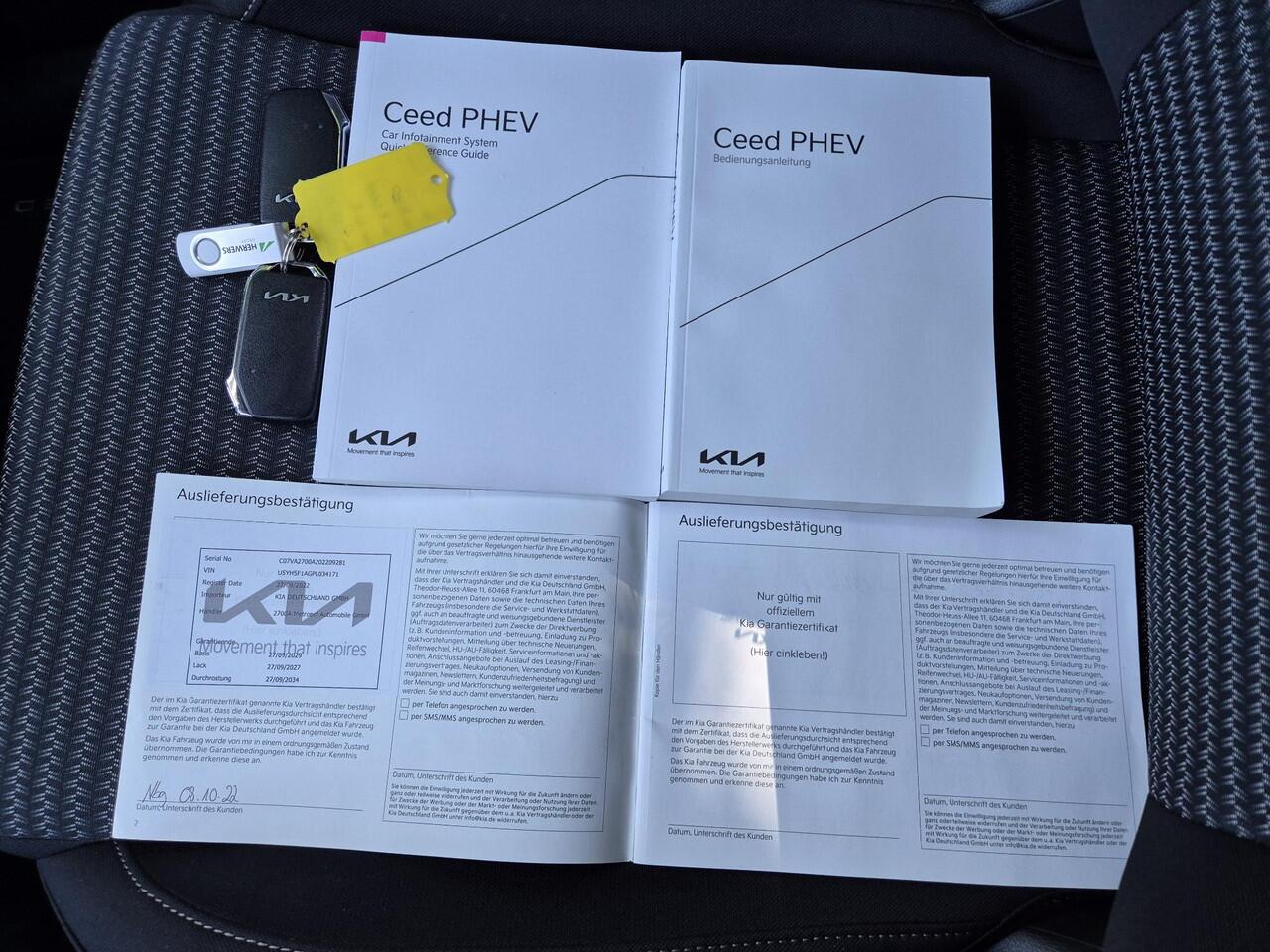 KIA Xceed 1.6 GDi PHEV Plug-in DynamicLine Facelift Automaat / 7 jaar Fabrieksgarantie / Stuur- en stoelverwarming / Achteruitrijcamera / Navigatie via Apple Carplay of Android Auto / Adaptief cruise control / Trekgewicht 1300 kg / Keyless Entry/Start /