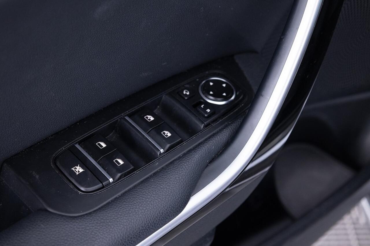 KIA Xceed 1.6 GDi PHEV DynamicLine | Full LED | ECC | CARPLAY | CAMERA