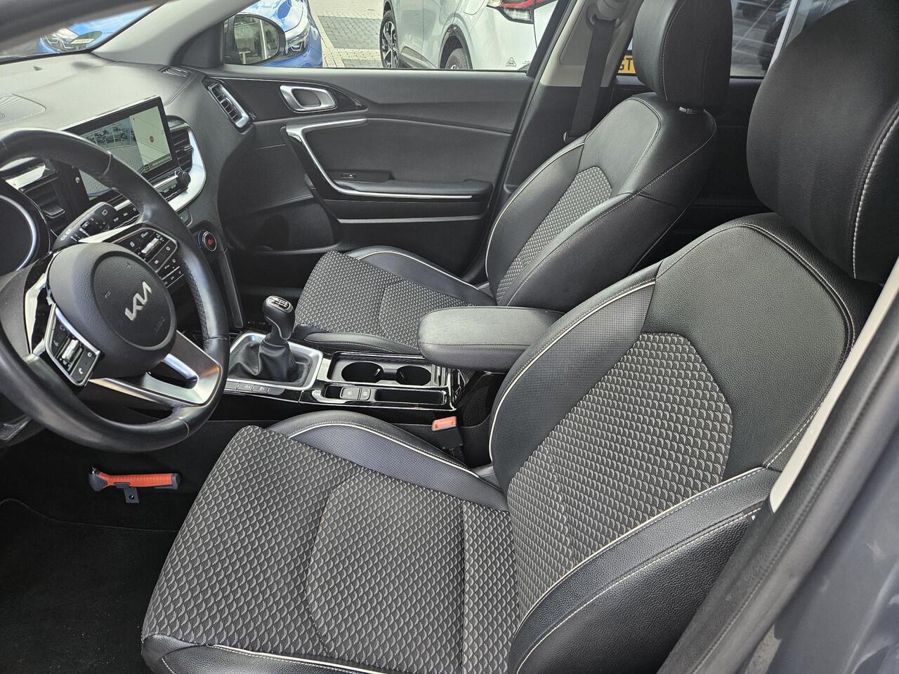 KIA Xceed 1.5 T-GDI MHEV DynamicLine Trekhaak/FABRIEKSGARANTIE T/M APRIL 2029 of 150.000km TREKGEWICHT 1410KG!!