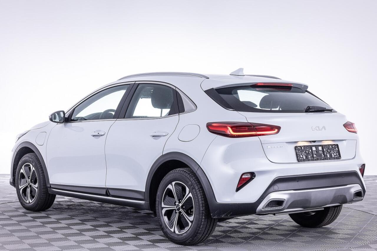 KIA Xceed 1.6 GDi PHEV DynamicLine | Full LED | ECC | CAMERA | CARPLAY