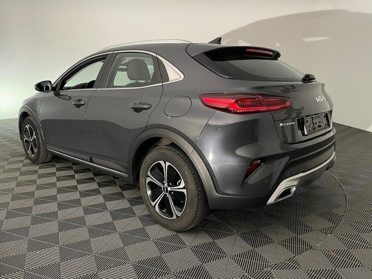 KIA Xceed 1.6 GDi PHEV DynamicLine | Full LED | ECC | CAMERA | CARPLAY