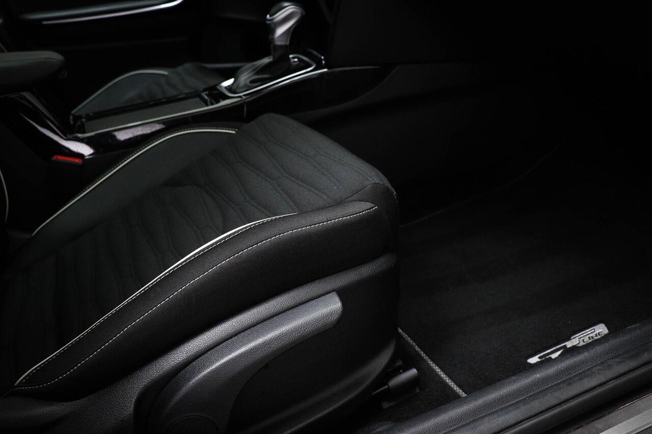 KIA Xceed 1.5 T-GDi GT-Line First Edition | PANORAMADAK | STUURVERWARMING | DAB | APPLE | CAMERA | TREKHAAK