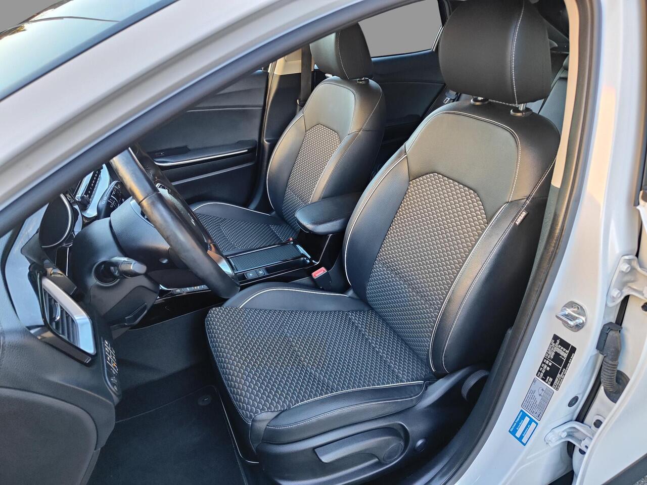 KIA Xceed 1.6 GDi PHEV DynamicPlusLine Plug-in / ACC / E. Achterklep / Dode hoek monitoring