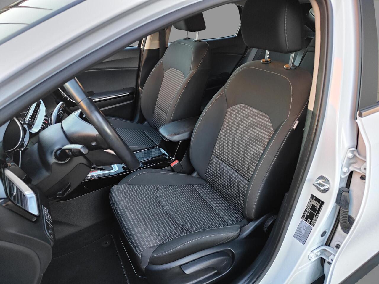 KIA Xceed 1.6 GDi PHEV DynamicLine Plug-in / Carplay / Keyless / Stoelverwarming