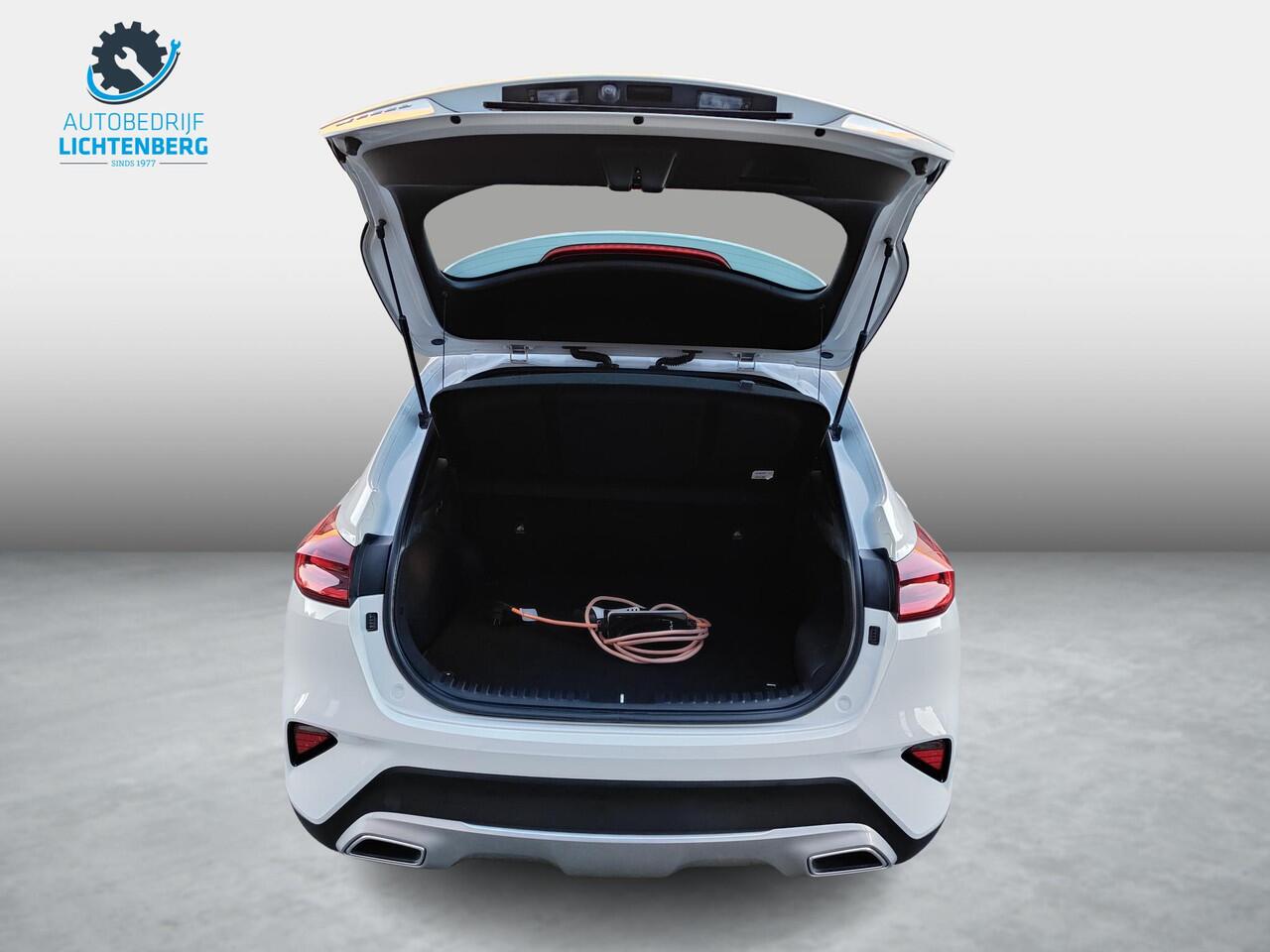 KIA Xceed 1.6 GDi PHEV DynamicLine Plug-in / Carplay / Keyless / Stoelverwarming