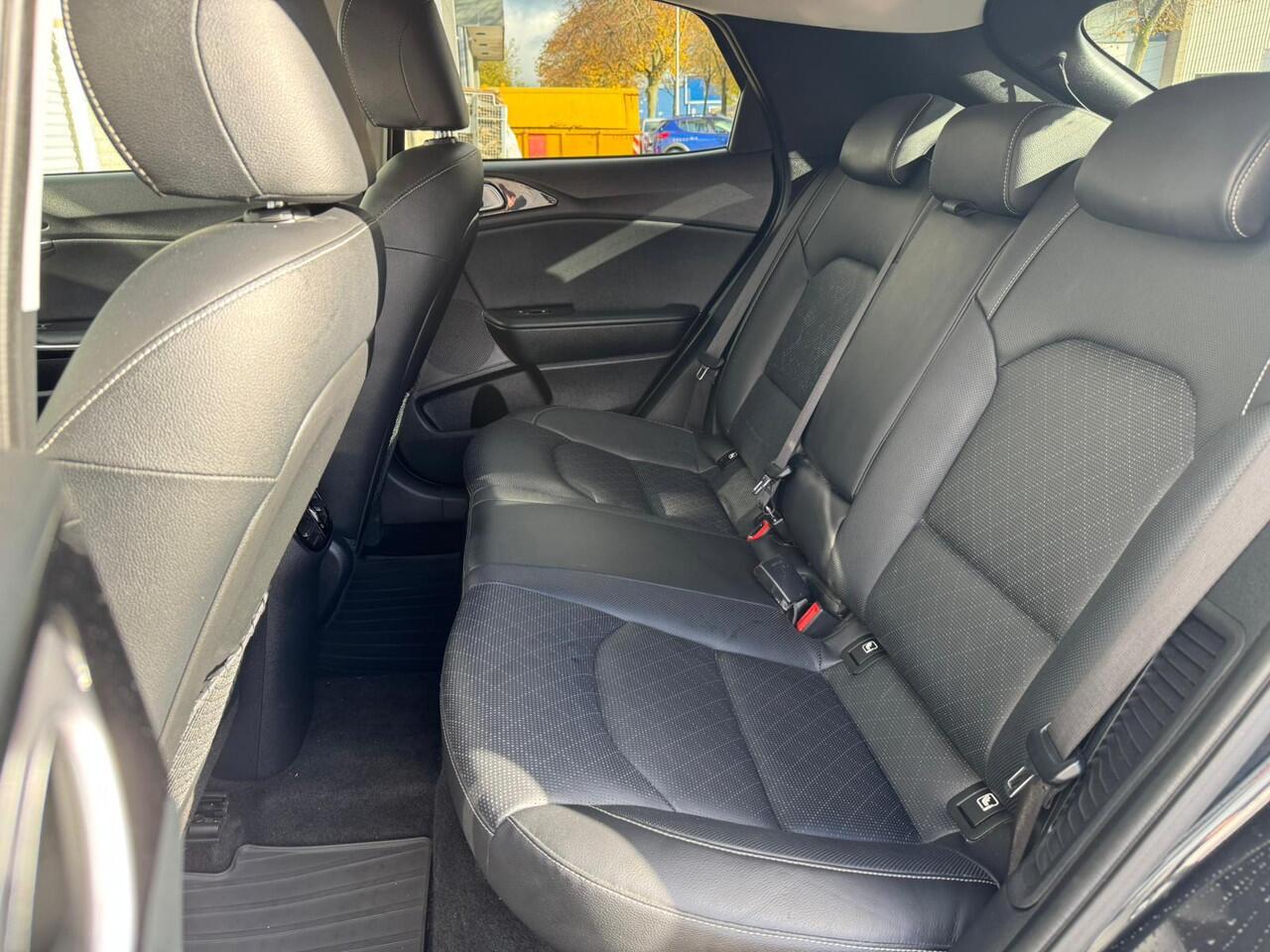 KIA Xceed 1.6 GDi PHEV ExecutiveLine |Pano |Stoelverkoel./verw. |Leder interieur |