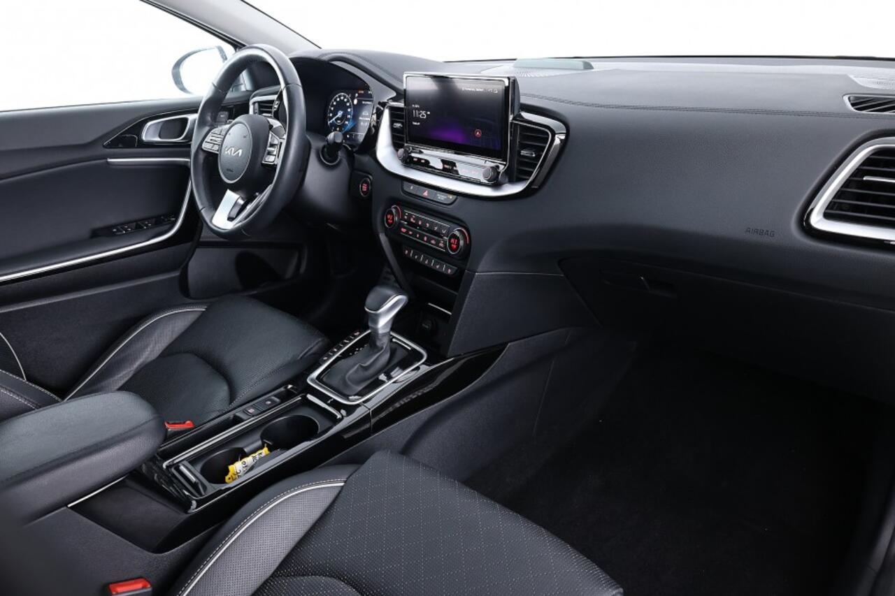 KIA Xceed 1.6 GDi PHEV ExecutiveLine | LEDER | Full LED | CARPLAY | NWE MODEL