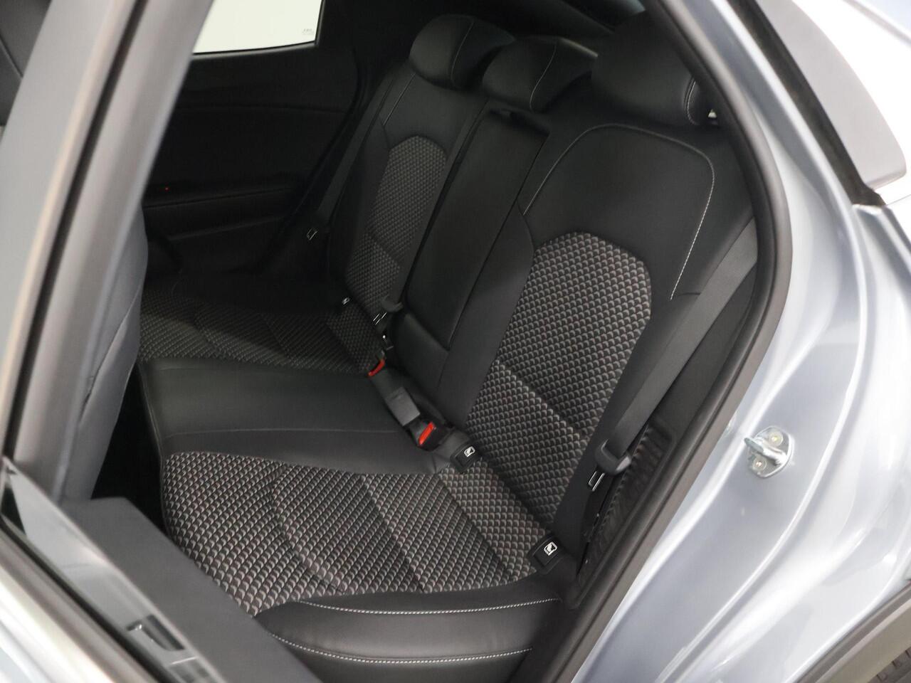 KIA Xceed 1.6 GDi PHEV DynamicPlusLine | Trekhaak | Dodehoek Detectie | Keyless Go | Navigatie | Parkeercamera