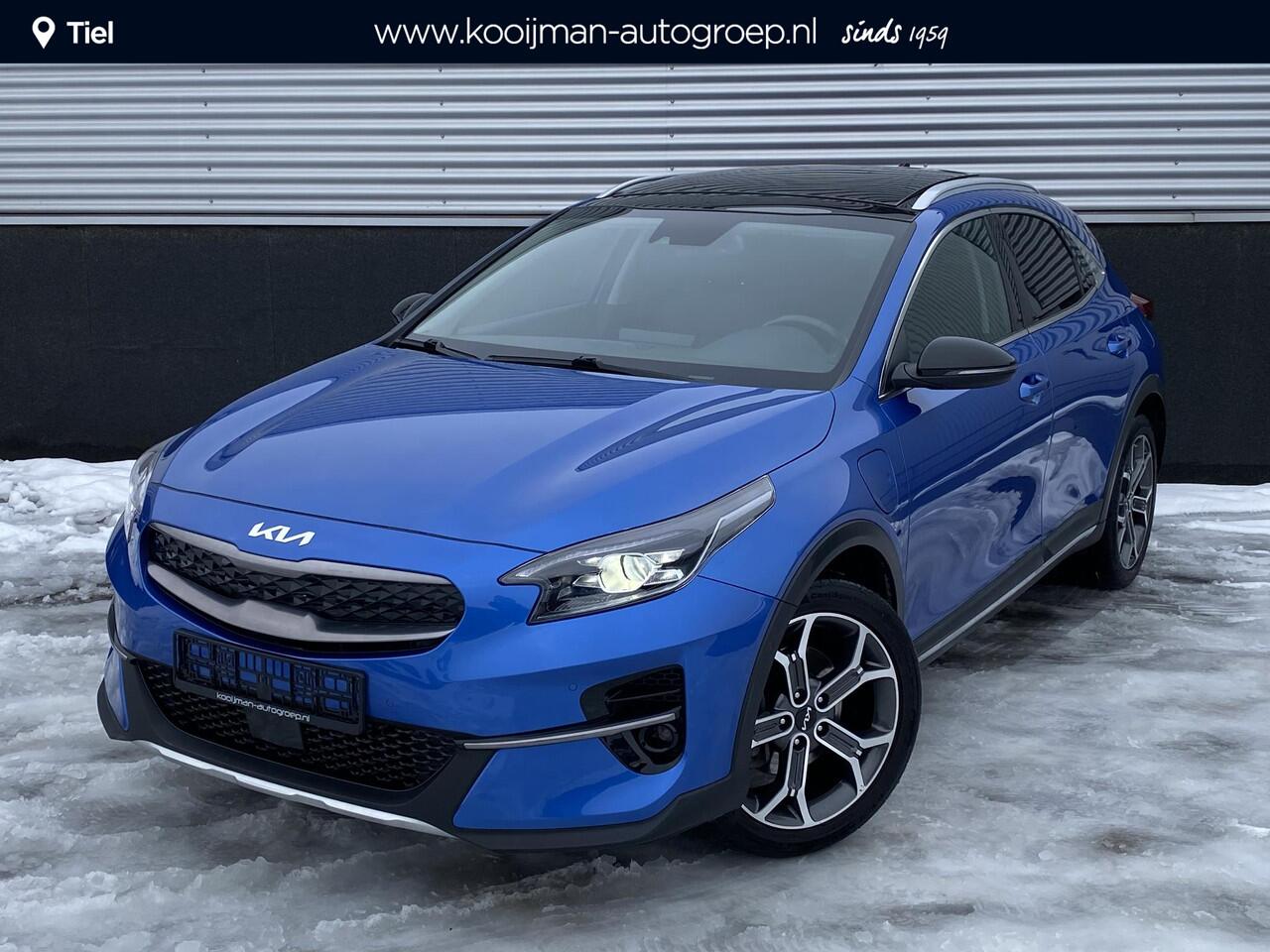 KIA Xceed 1.6 GDi PHEV ExecutiveLine Edition Schuif-/kanteldak, stoel verwarming én ventilatie, navigatie Apple CarPlay/Android Auto, dodehoek detectie, achterbank verwarming