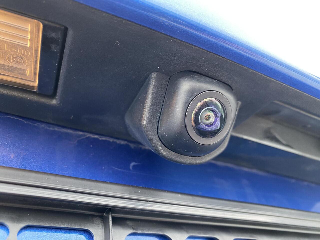 KIA Xceed 1.6 GDi PHEV ExecutiveLine Edition Schuif-/kanteldak, stoel verwarming én ventilatie, navigatie Apple CarPlay/Android Auto, dodehoek detectie, achterbank verwarming