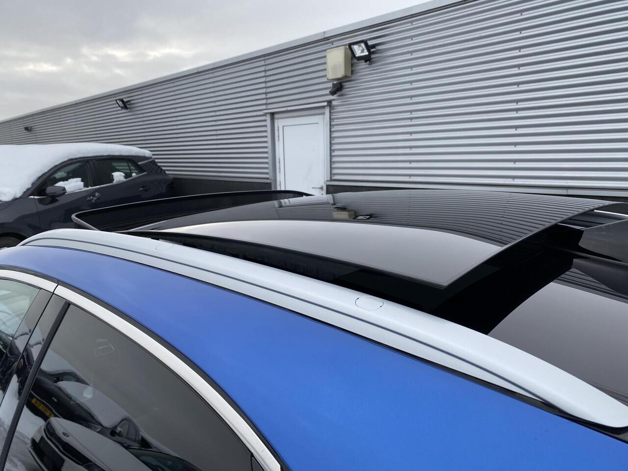 KIA Xceed 1.6 GDi PHEV ExecutiveLine Edition Schuif-/kanteldak, stoel verwarming én ventilatie, navigatie Apple CarPlay/Android Auto, dodehoek detectie, achterbank verwarming