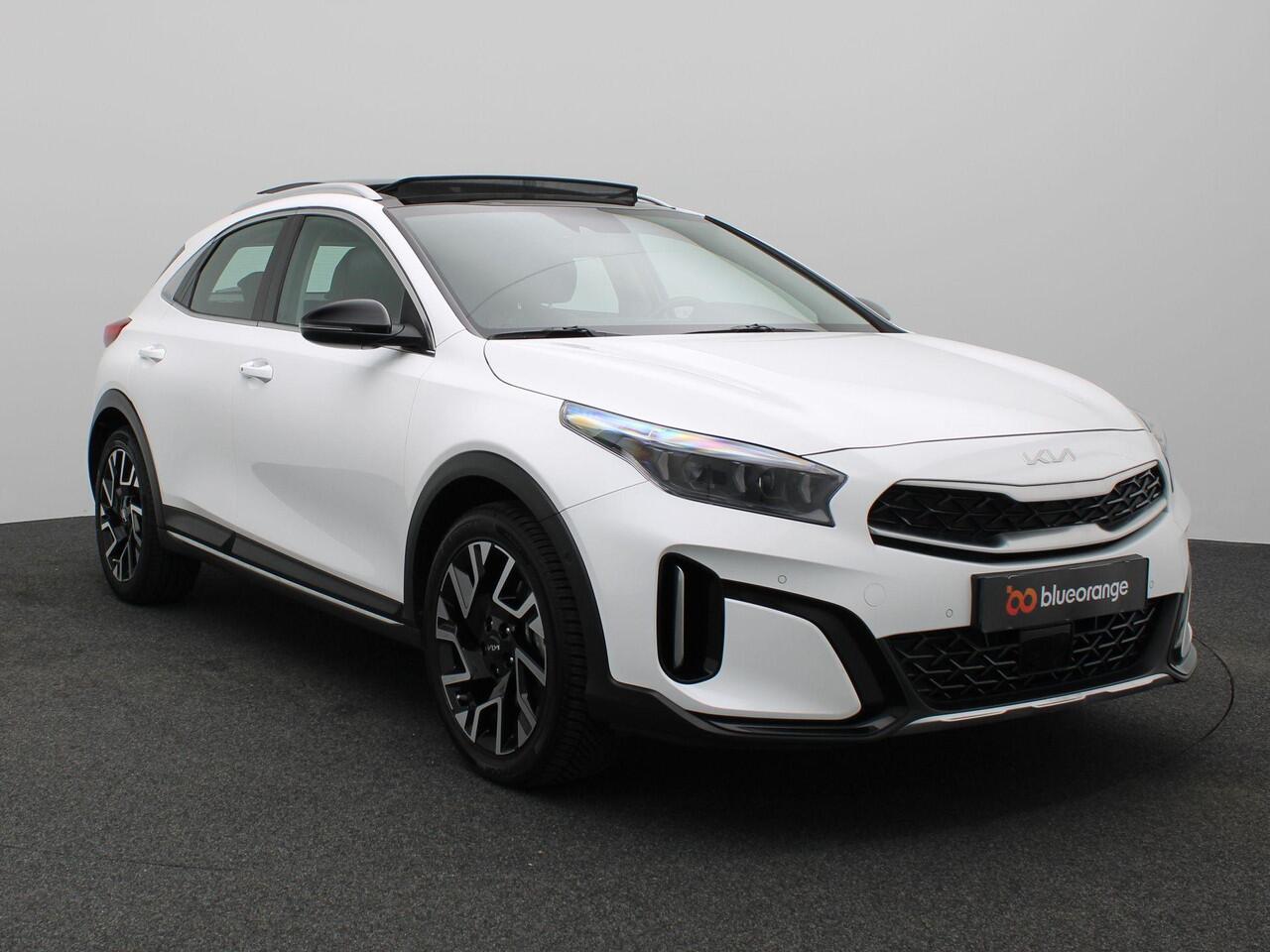 KIA Xceed 1.6 GDi PHEV Dynamicplusline 141PK DCT6 SOH 100%, Pano-Schuifdak, Trekhaak, 18" LM Velgen, Achteruitrijcamera, Side assist, Stuur/stoelverwarming, Elek. achterklep, Adaptieve Cruise