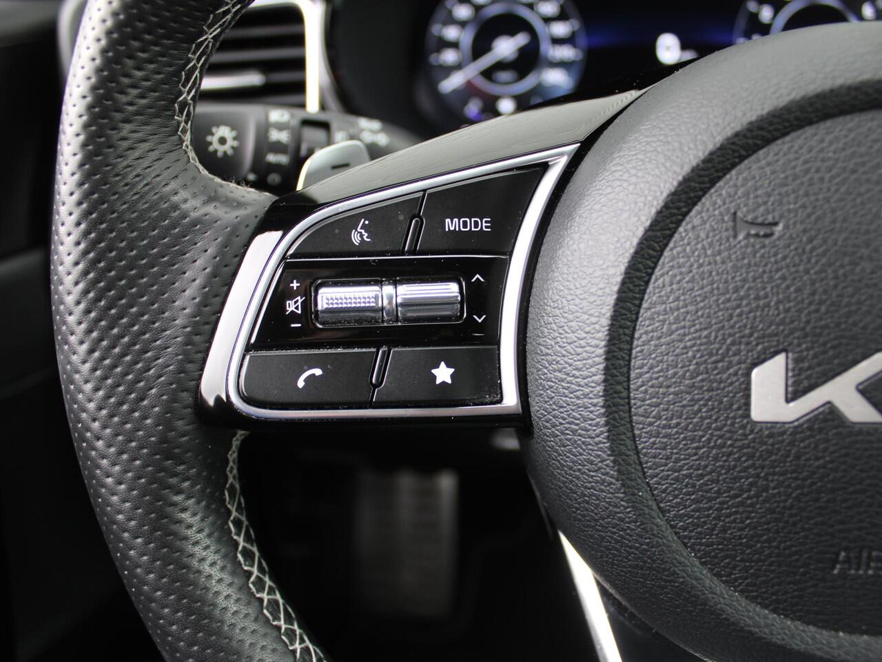 KIA Xceed 1.5 T-GDi GT-Line First Edition | Trekhaak | Stuur-/stoelverwarming | Cruise adapt. | Camera | Clima | Navi | 18" LM |