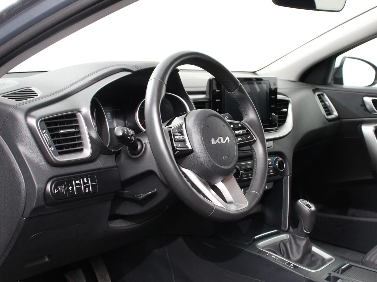 KIA Xceed 1.0 T-GDi 120pk ComfortLine | Camera | Navigatie | Apple Carplay/Android Auto | Climate Control | Cruise control | Lichtmetalen velgen