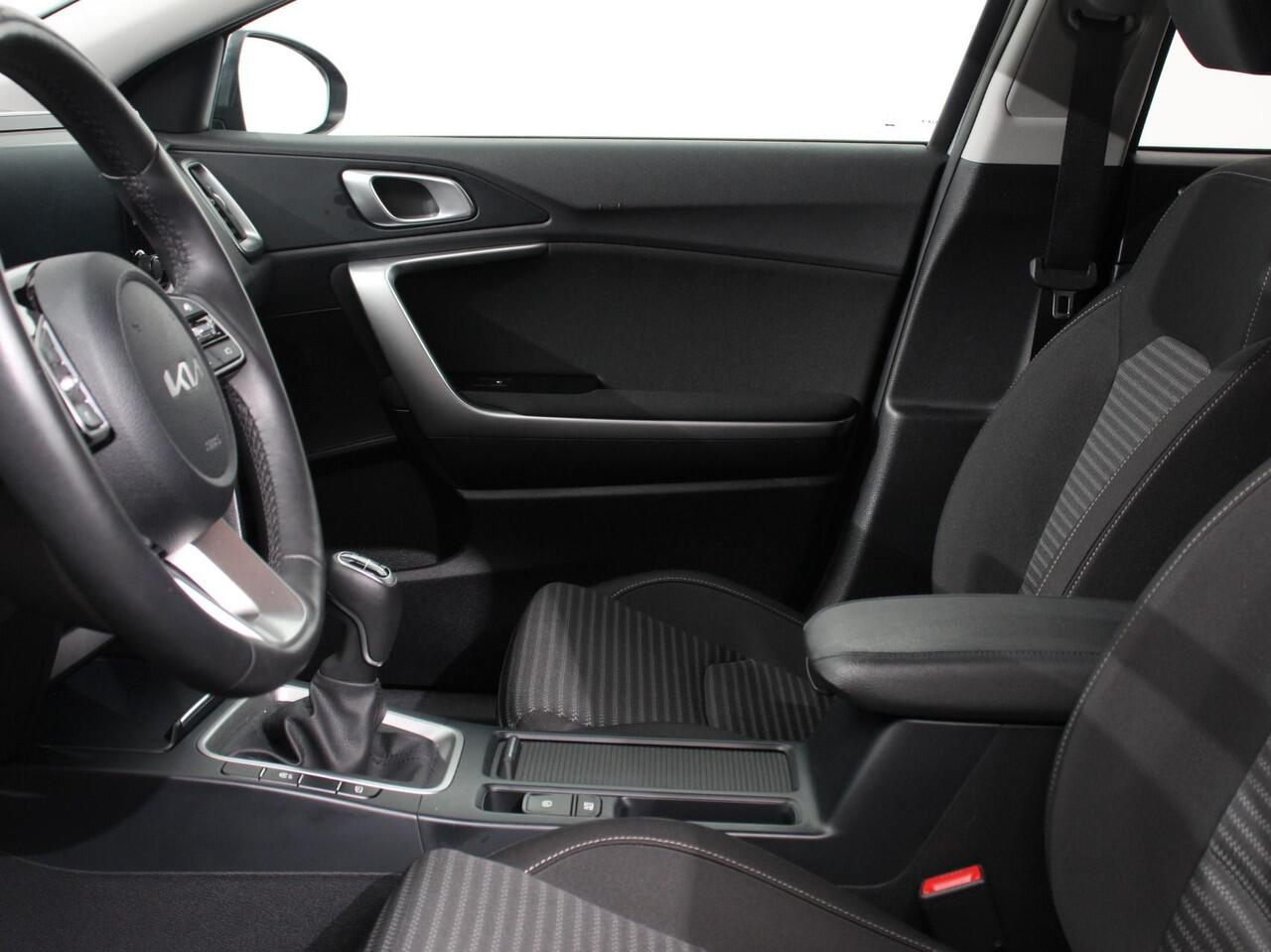 KIA Xceed 1.0 T-GDi 120pk ComfortLine | Camera | Navigatie | Apple Carplay/Android Auto | Climate Control | Cruise control | Lichtmetalen velgen