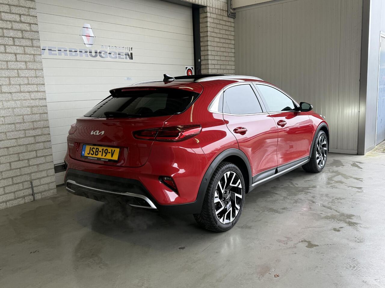 KIA Xceed 1.5 T-GDI MHEV ExecutiveLine | 18"LMV | Leder | Schuif/Kanteldak | JBL | Stoelverw. | All-in rijklaarprijs