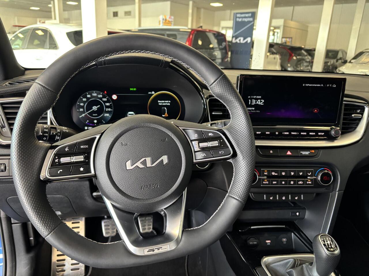 KIA Xceed 1.5 T-GDi GT-Line Slechts 1117KM, DigitaalDashBoard, Panoramadak, Nederlandse Auto, GT Look!