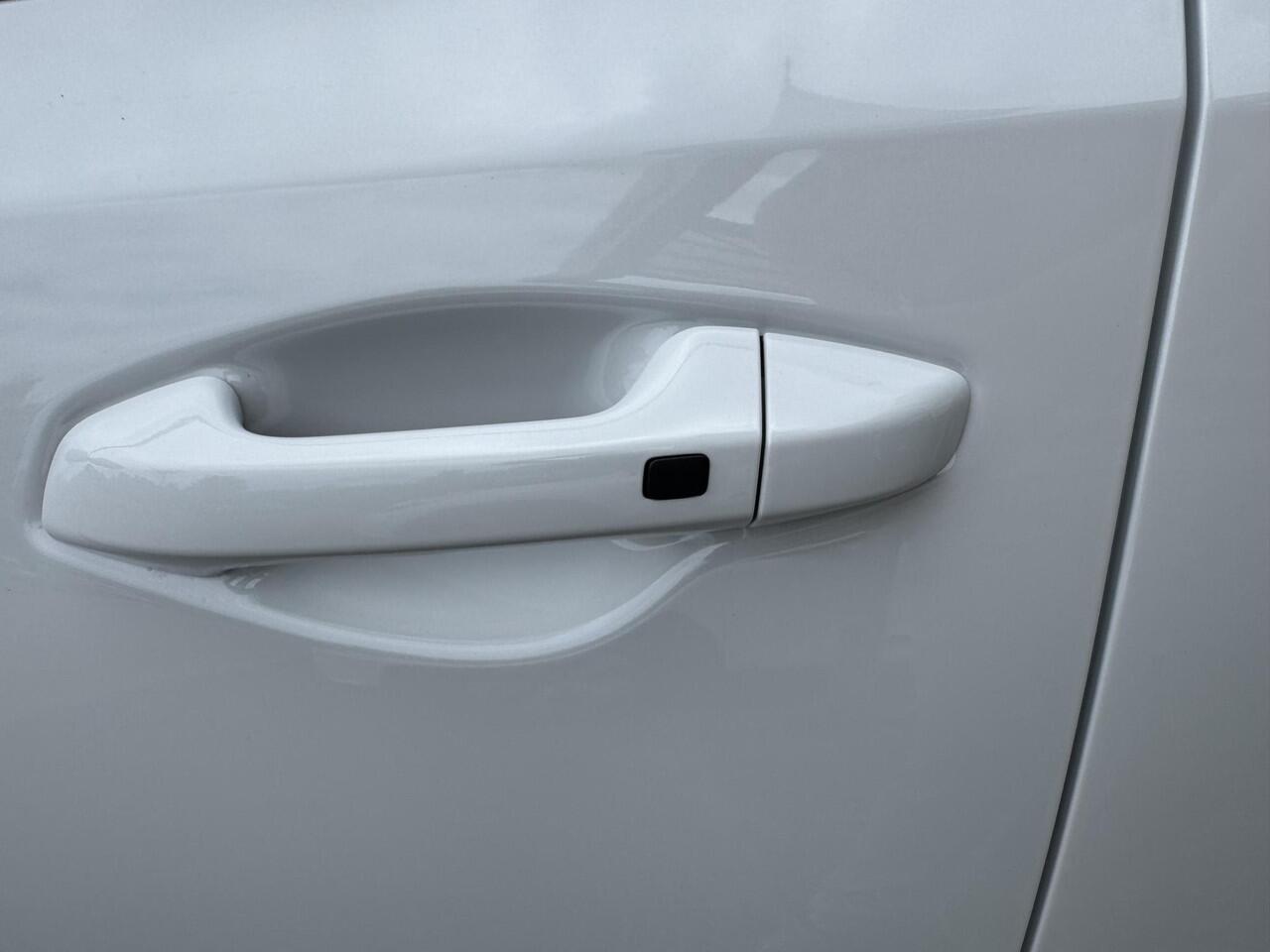 KIA Xceed 1.5 T-GDi GT-Line | Direct Leverbaar! | Complete Uitvoering! | Voorraadkorting!