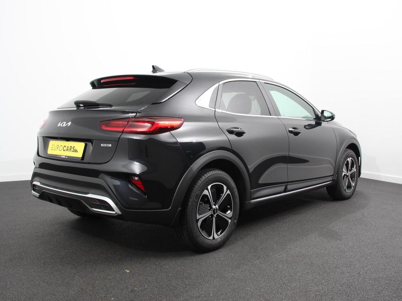 KIA Xceed 1.6 GDi PHEV DynamicLine | DEMO ! | Navigatie | Camera | Climate Control | Cruise control adaptive | Lane assist | Lichtmetalen Velgen | Stoelverwarming