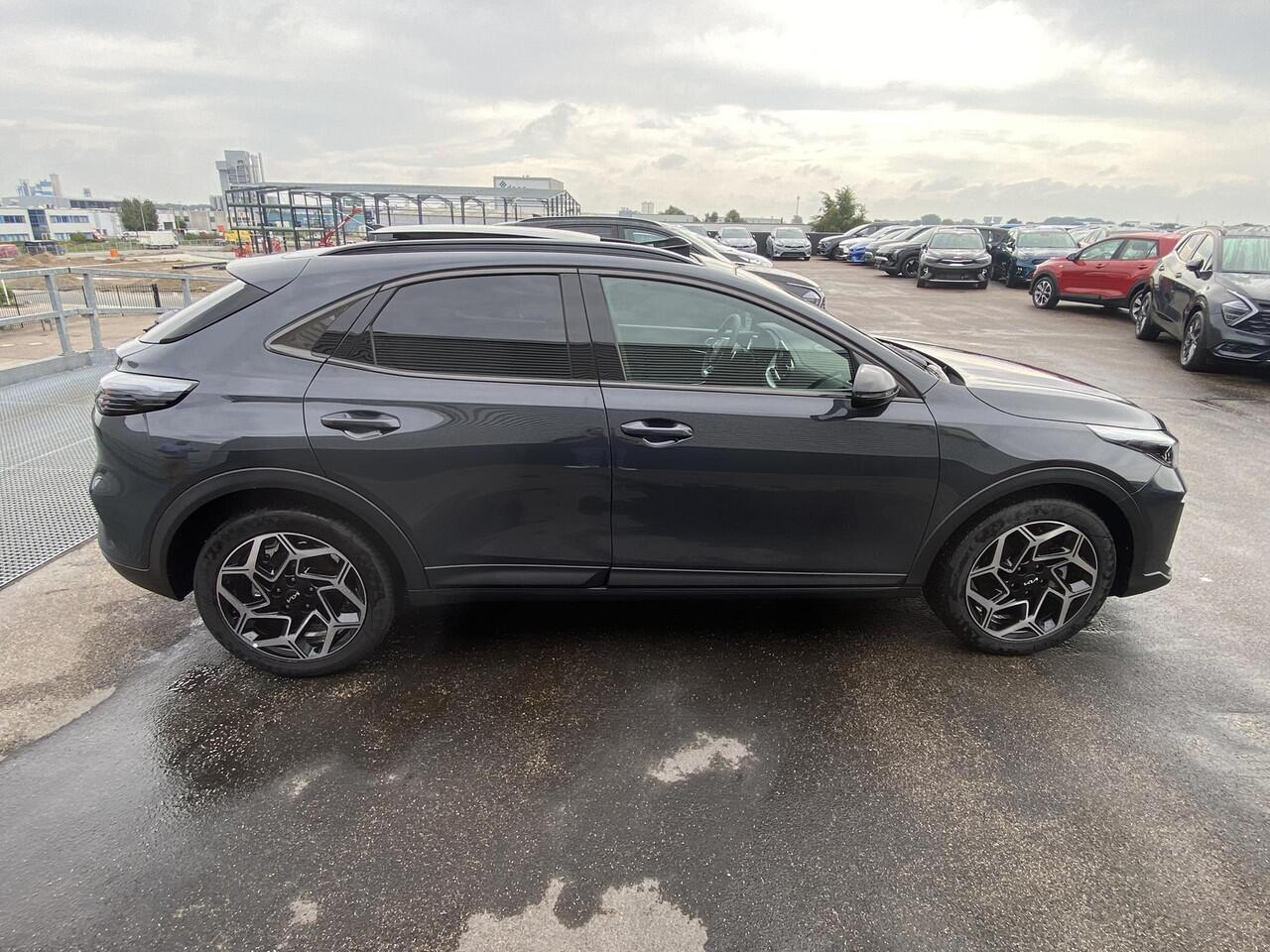 KIA Xceed 1.5 T-GDi GT-Line DIRECT LEVERBAAR! ACTIE! Panoramisch schuif-/kanteldak, dodehoek detectie, navigatie Apple CarPlay/Android Auto, adaptieve cruise control, achteruitrij camera,