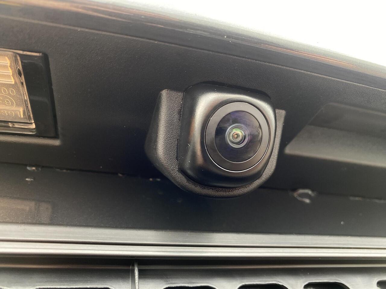 KIA Xceed 1.5 T-GDi GT-Line DIRECT LEVERBAAR! ACTIE! Panoramisch schuif-/kanteldak, dodehoek detectie, navigatie Apple CarPlay/Android Auto, adaptieve cruise control, achteruitrij camera,