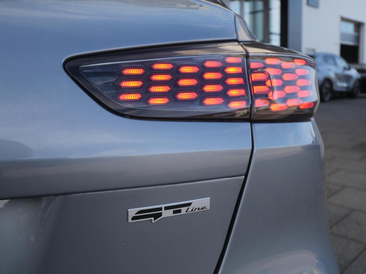 KIA Xceed 1.5 T-GDi GT-PlusLine | Trekhaak | Camera | Cruise | Clima | Carplay | Navi | Stoel-stuurverwarming | schuif-kanteldak |