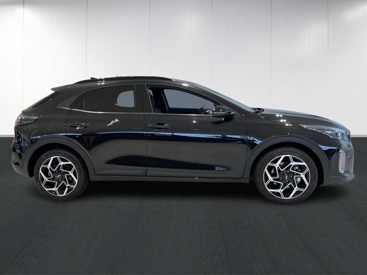 KIA Xceed 1.5 T-GDi GT-Line | Panoramaschuifdak | Stoelverwarming | LED-koplampen | Dodehoekassistentie | Achteruitrijcamera | Privacy glass | Stuurwielverwarming |