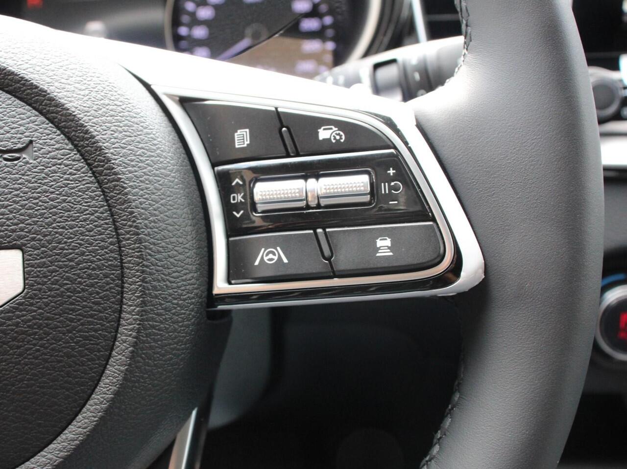 KIA Xceed 1.6 GDi PHEV Automaat DynamicLine | DEMO! | Navigatie | Camera | Climate Control | Cruise control adaptive | Lane assist | Lichtmetalen Velgen | Stoelverwarming